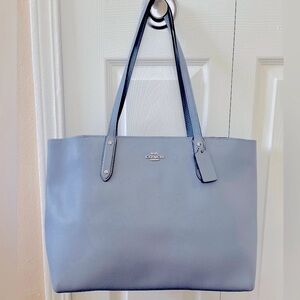 Coach Central Tote - New w/o tags